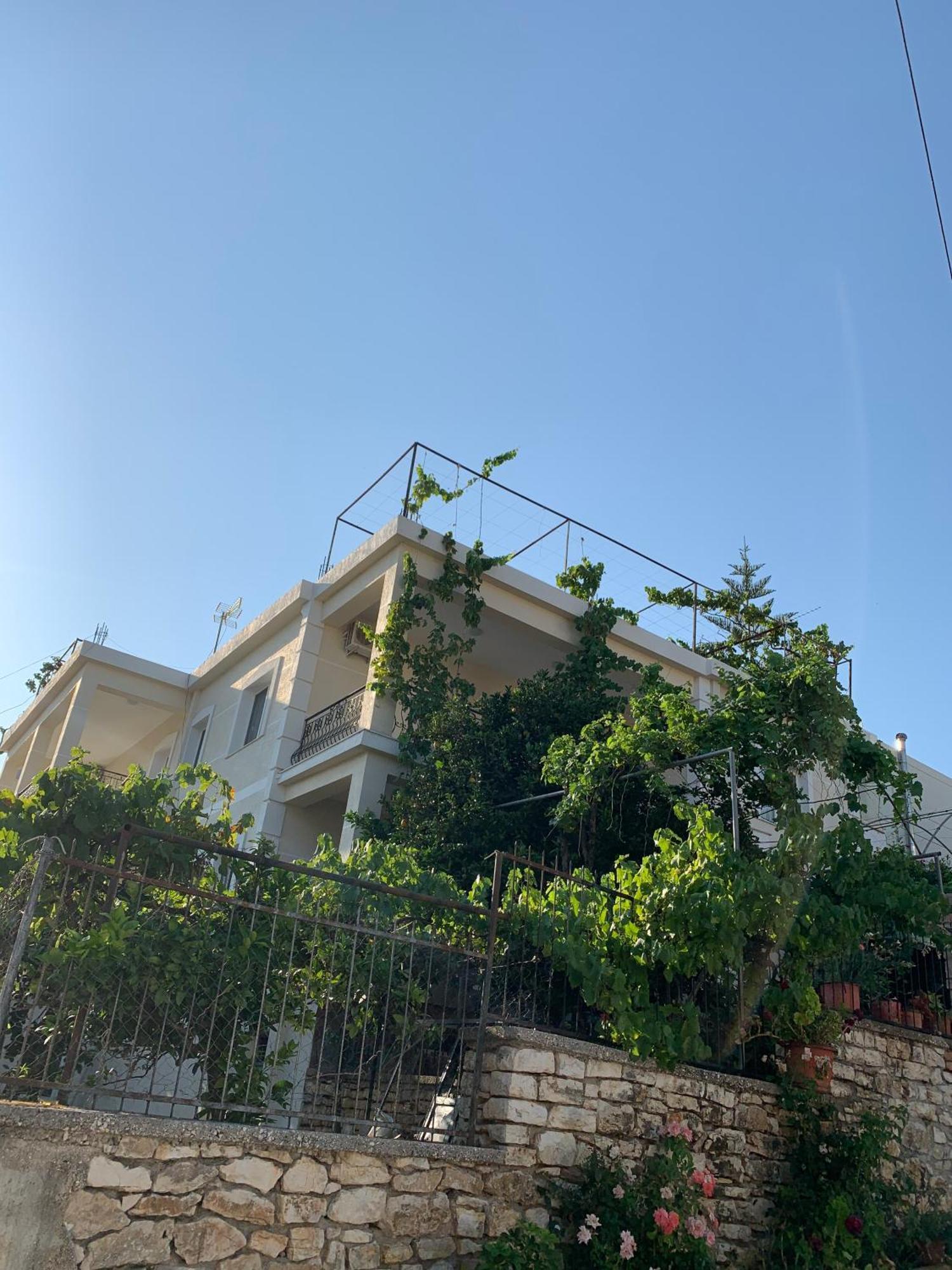 Ylli Cunaj Apartments ซารานเดอ ภายนอก รูปภาพ